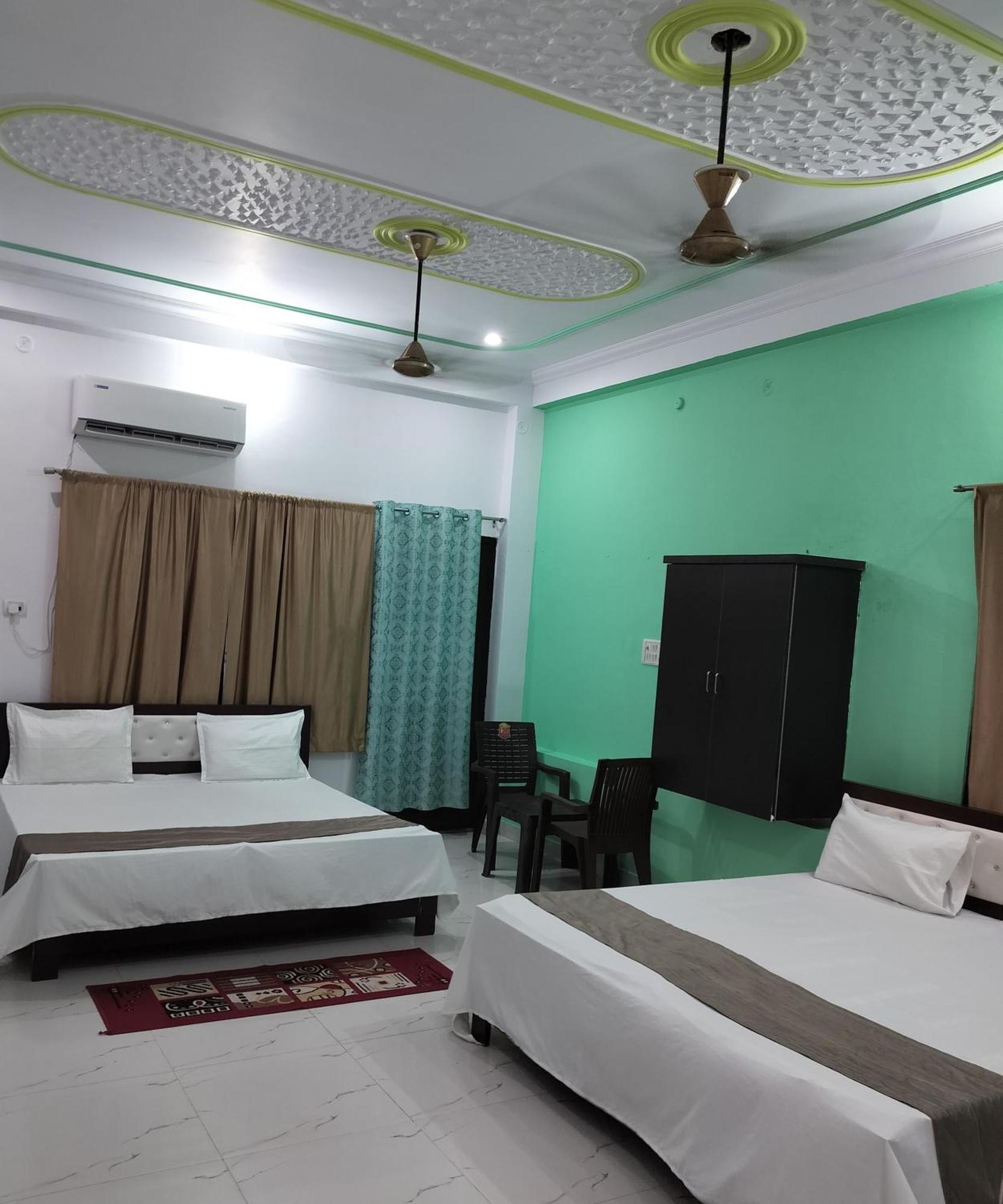 Hotel Chandrasha Villa Ayodhya Dham Ram Mandir 600 Meter Екстериор снимка