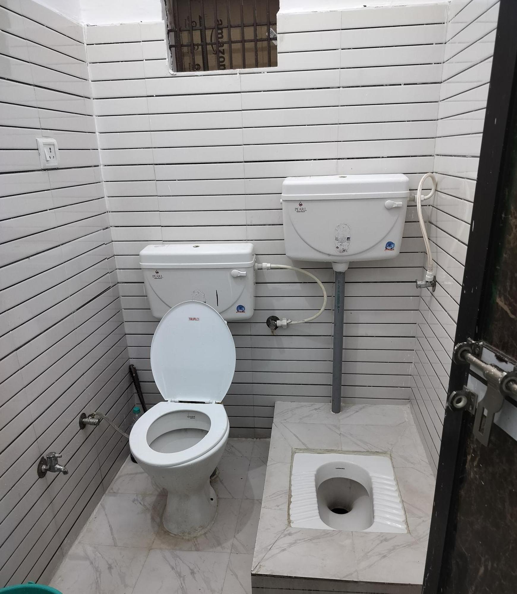 Hotel Chandrasha Villa Ayodhya Dham Ram Mandir 600 Meter Екстериор снимка